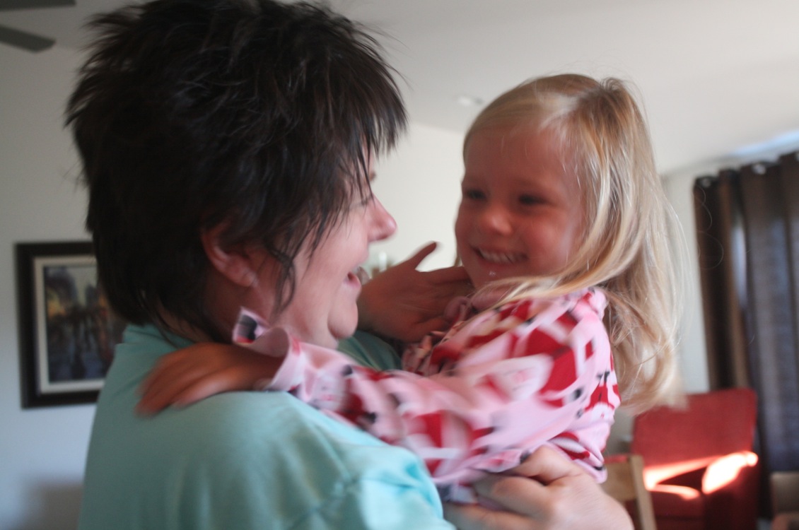 Ellie was excited to wake up and see Auntie Sherri.